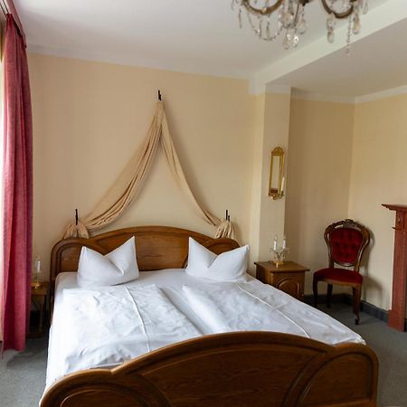Hotel Anker Saalfeld Saale Extérieur photo
