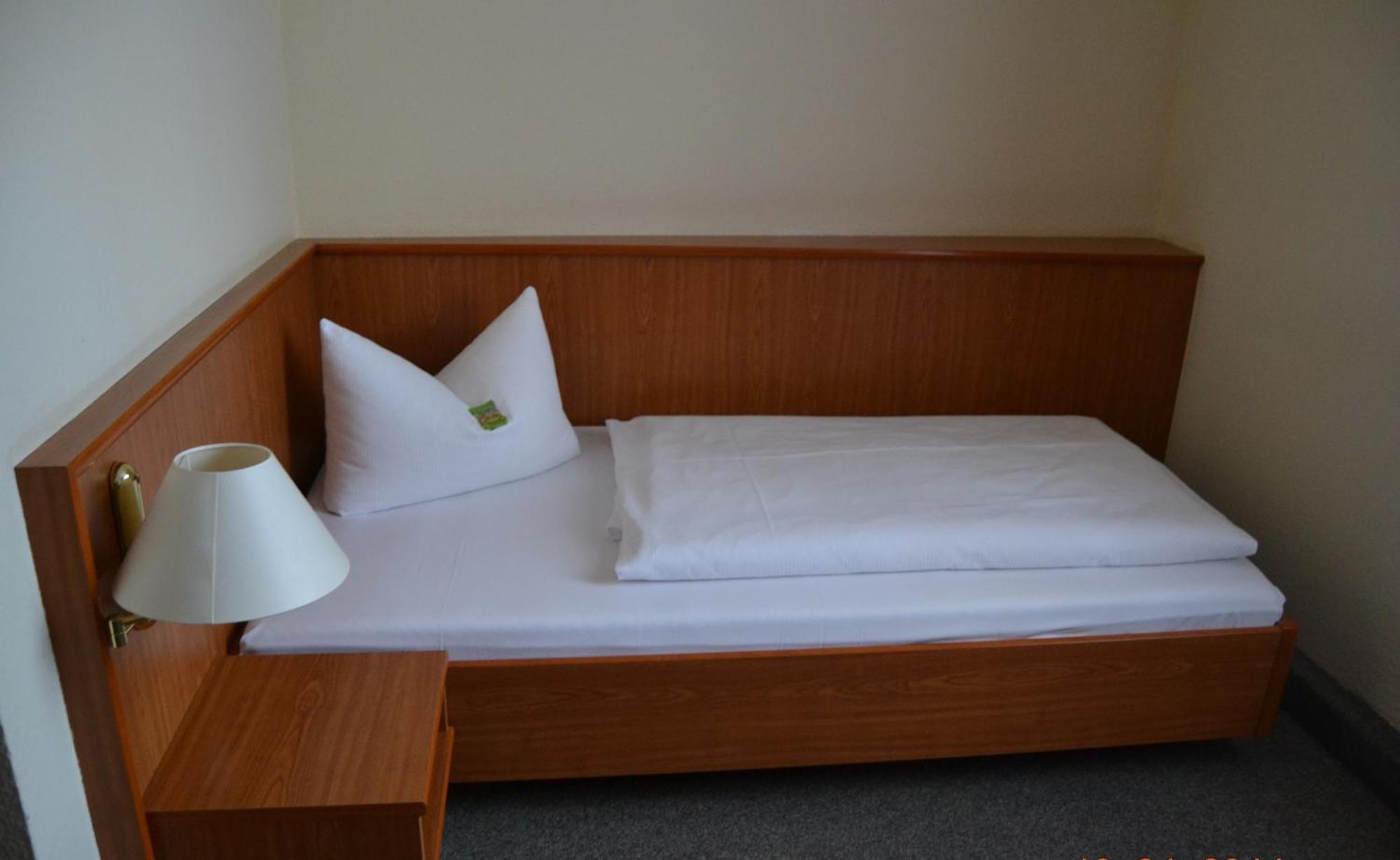 Hotel Anker Saalfeld Saale Chambre photo